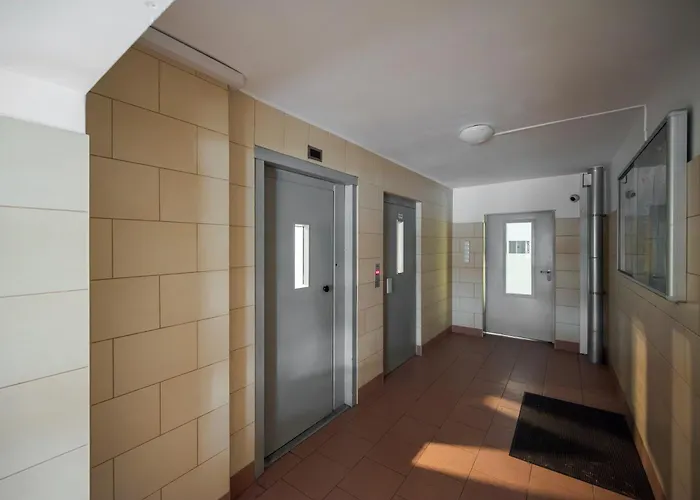 Atenska View By Bookinghost Apartamento Varsóvia