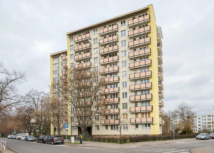 Atenska View By Bookinghost