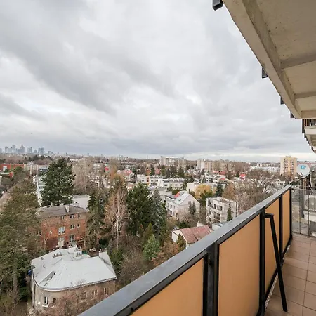 Atenska View By Bookinghost * Varsovia